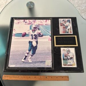 Vintage Dan Marino Miami Dolphins Plaque With Dan Marino Cards